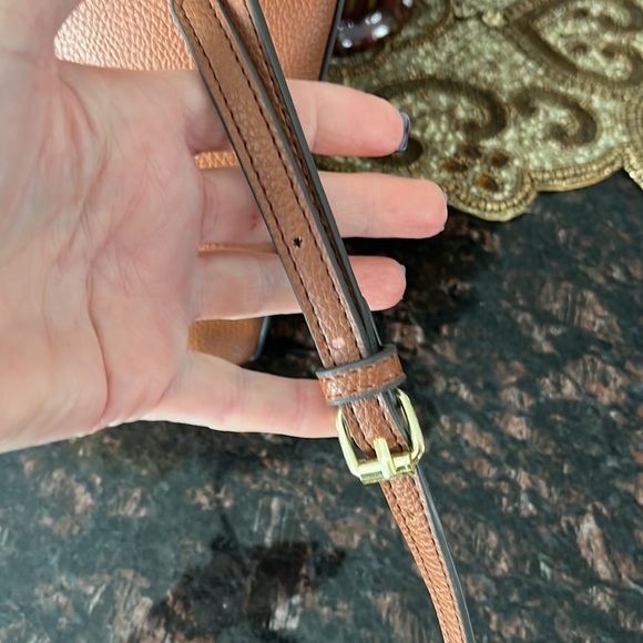 Steve Madden Camel Color Pebbled Grain Faux Leather Crossbody Bag - Picture 10 of 15